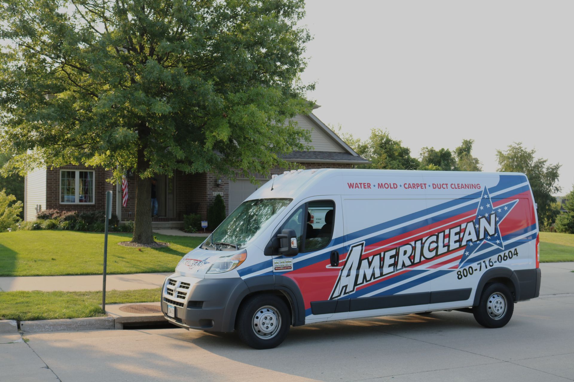 Carpet cleaning, mold removal, emergency cleaning, duct cleaning in Iowa from Americlean